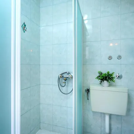 Ana Del Sol - Zf Hvar *