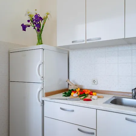 Ana Del Sol - Zf Hvar *