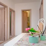 Ana Del Sol - Zf Hvar
