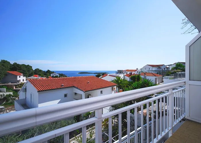 Appartamento Ana Del Sol - Zf Hvar