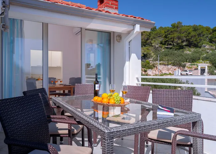 Ana Del Sol - Zf Hvar *