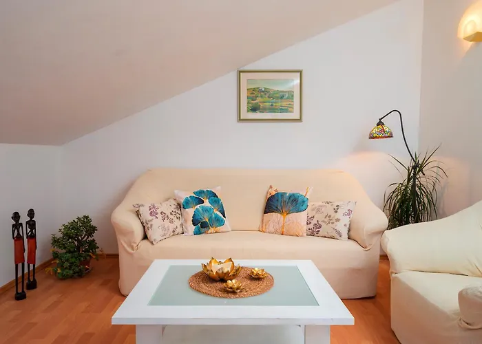 Ana Del Sol - Zf Hvar